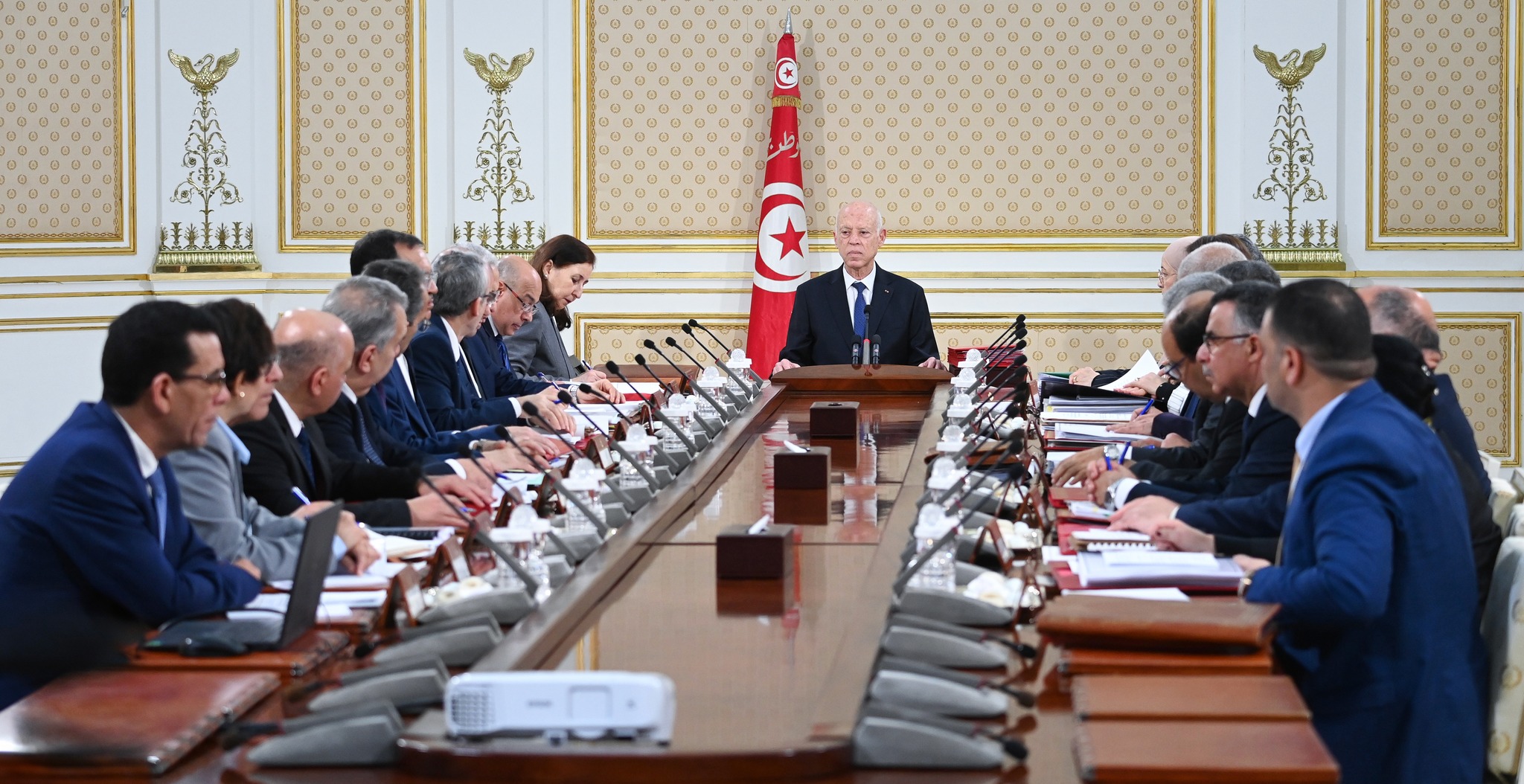 1745564986728-ecf61e8cc77f