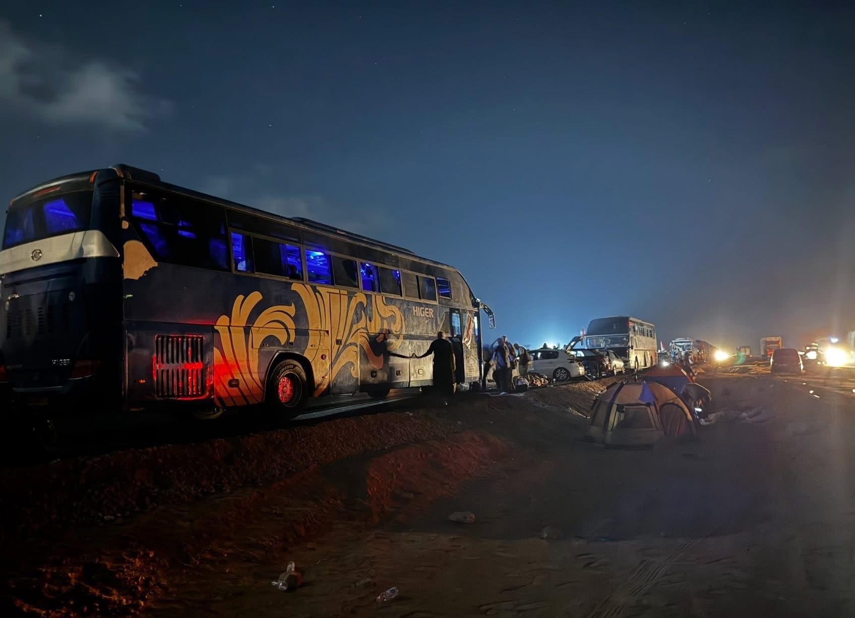 1749918158062-341a002cb6c0