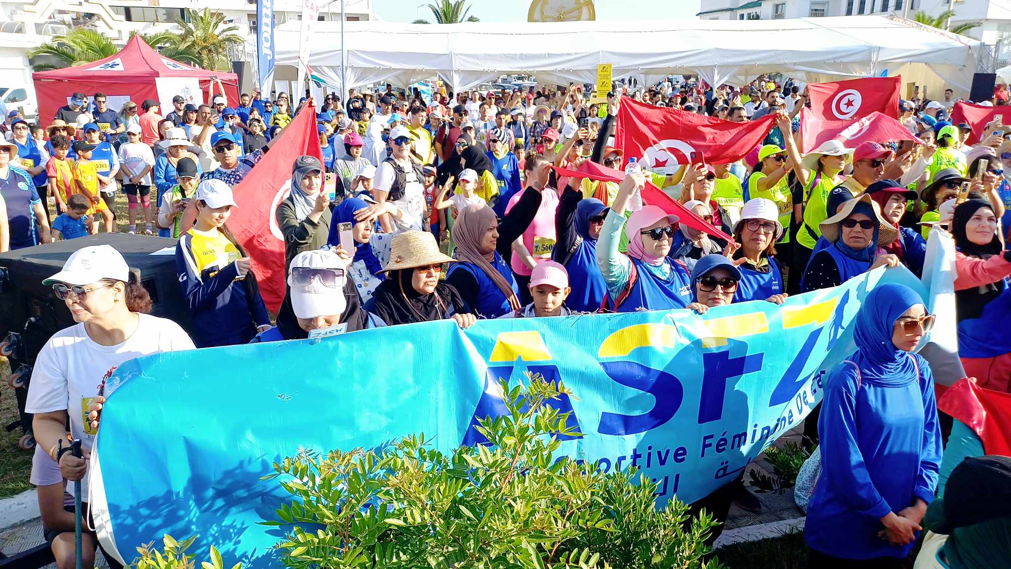 1749987884502-2ab374193496