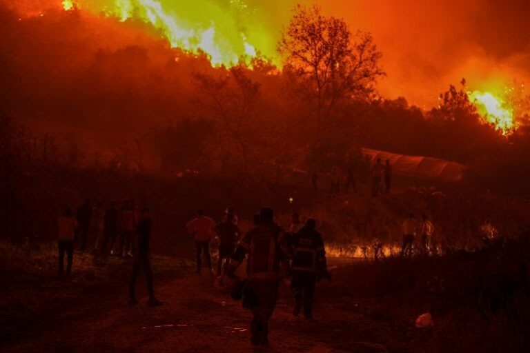 turky-fire-7-1753686027