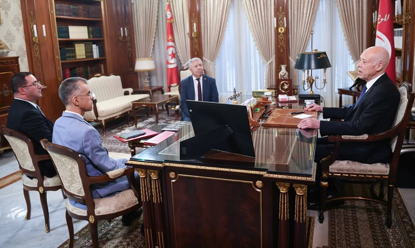 1762498183134-b0a78d3121c6