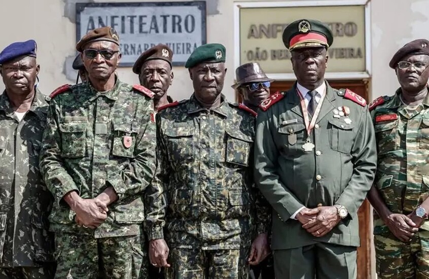 692939de42360465b45eb6ff