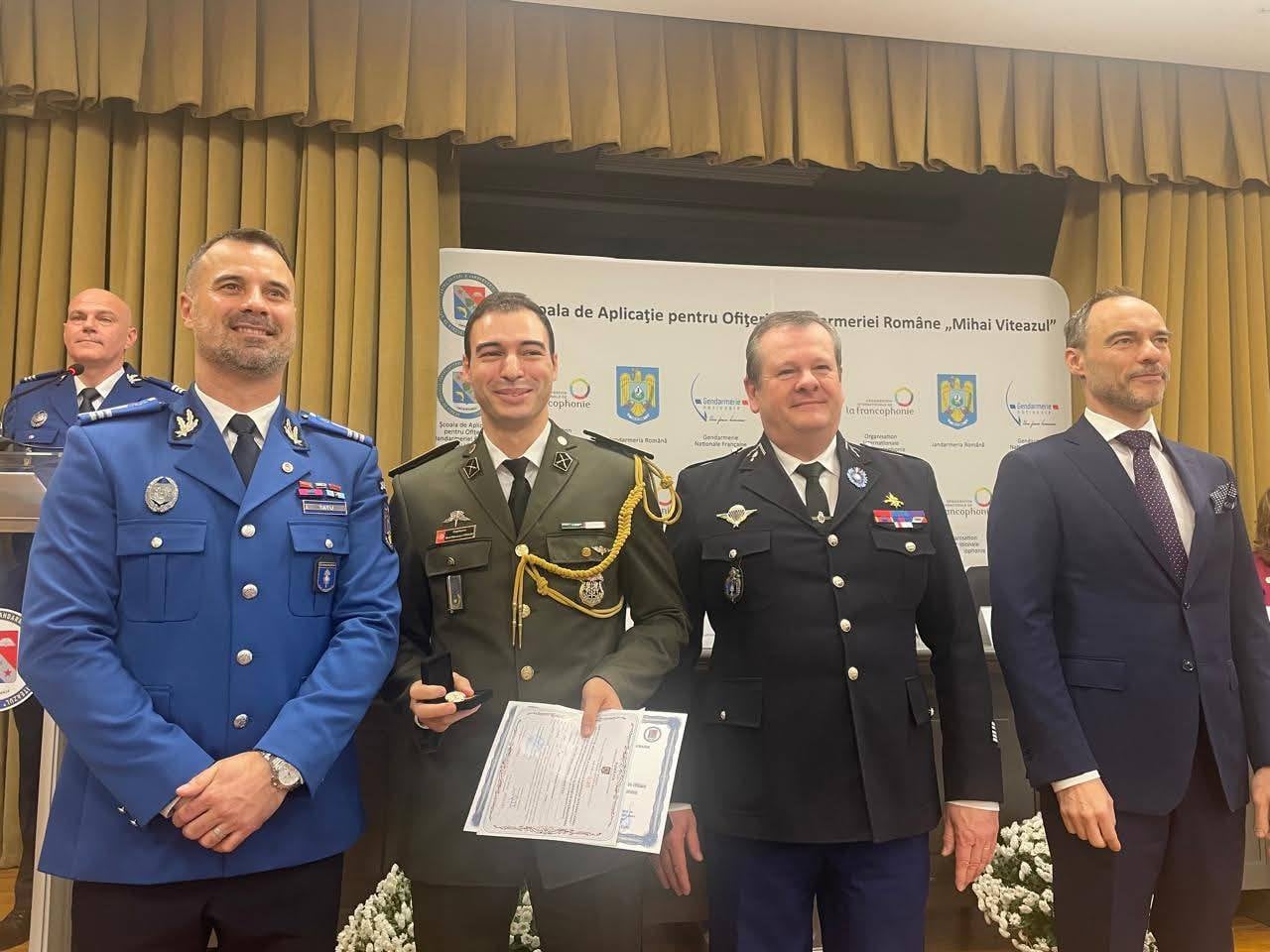 Messenger_creation_AAAC0538-FB5B-469D-BBD2-2C65DFE3F7CE