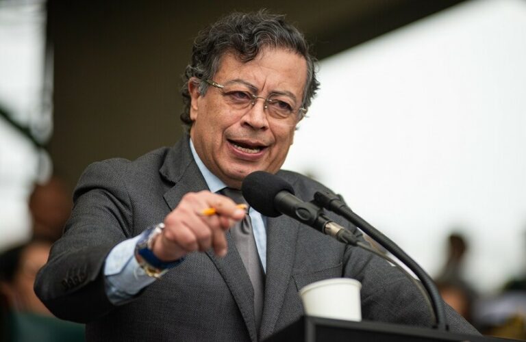 692e8c7e423604189b5c6073