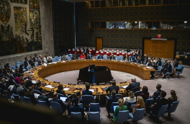 692fa45d4236042bbc70a22e