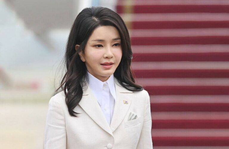 693130a142360466e1602d94