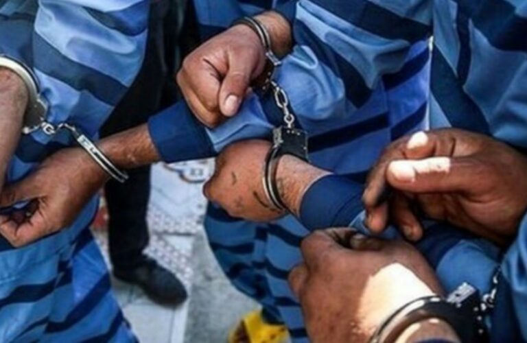 6933c2ef4c59b71bd303f832