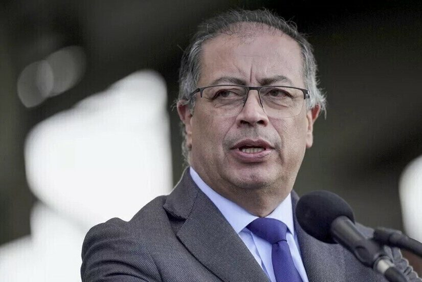 695b458842360425c348b343