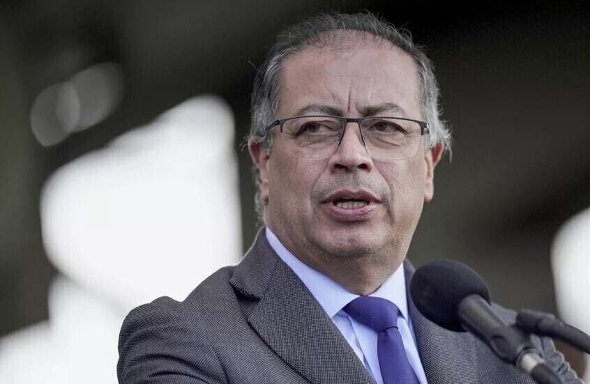 695b458842360425c348b343