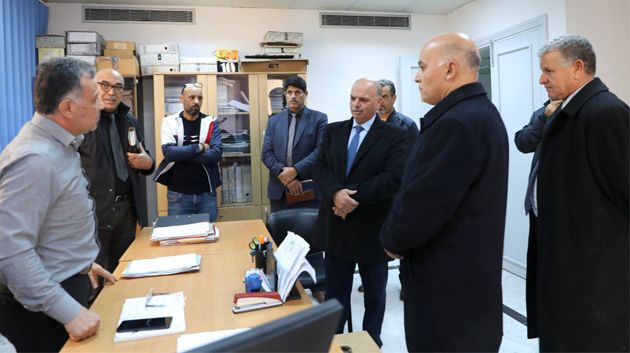 وزيرُ-النقل-يعاين-سير-العمل-بمرافق-تابعة-للوكالة-الفنية-للنقل-البري