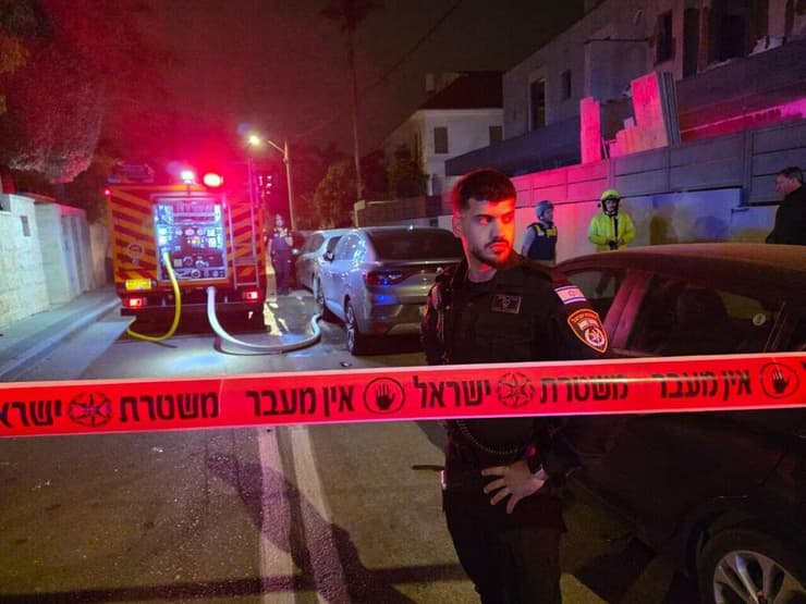 H1PRrC11qZe_0_0_1280_960_0_x-large