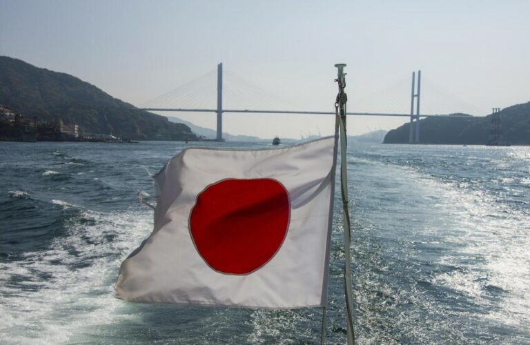 69e6e6534c59b70a2556e730